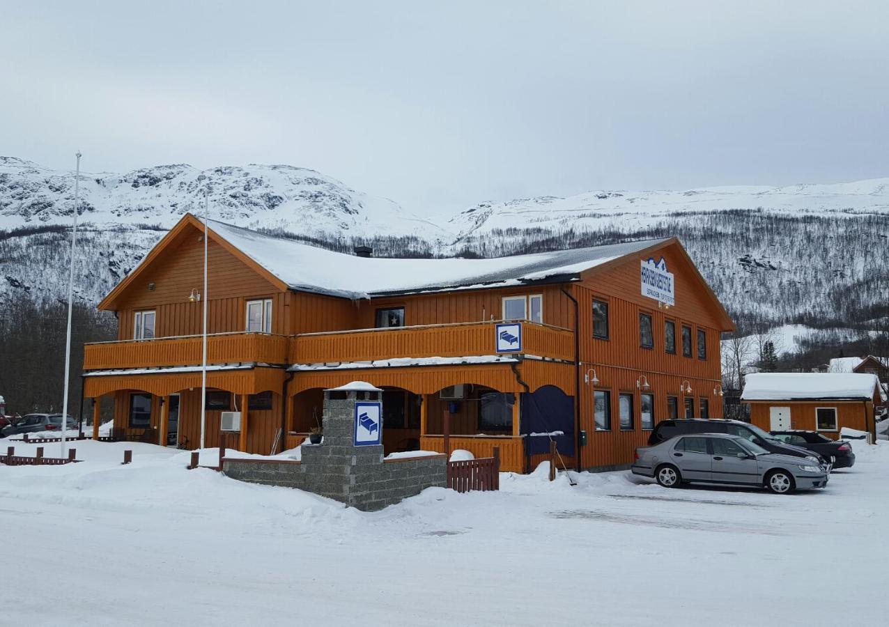 Henriksen Gjestestue Sorkjosen Luaran gambar